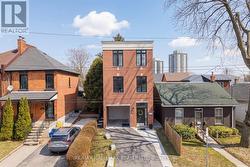 53 WOOD STREET E  Hamilton, ON L8L 3Y2