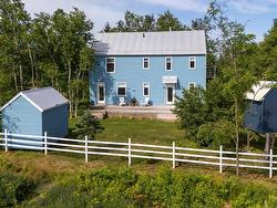 10 Pine Street Brackley Beach, PE C1E 2W1