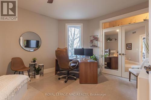 164A Lakeshore Road, St. Catharines, ON - Indoor Photo Showing Office