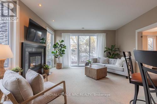 164A Lakeshore Road, St. Catharines, ON - Indoor Photo Showing Living Room With Fireplace