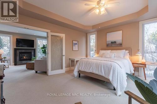 164A Lakeshore Road, St. Catharines, ON - Indoor Photo Showing Bedroom