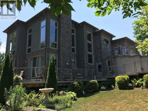 164A Lakeshore Road, St. Catharines, ON - Outdoor
