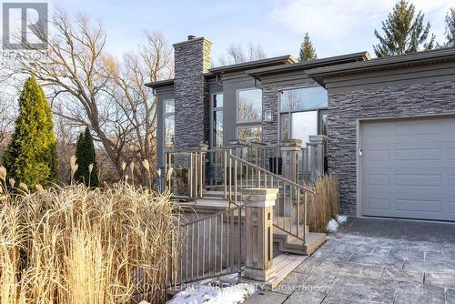 164A Lakeshore Road, St. Catharines, ON - Outdoor