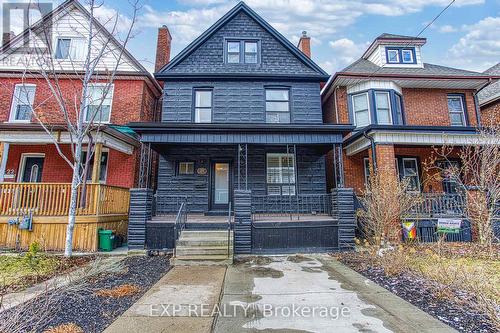 20 SENATOR AVENUE  Hamilton, ON L8L 1Z4