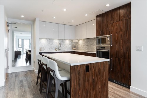 801-838 Broughton St  Victoria, BC V8W 1E4