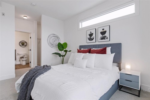 501-1114 Samar Cres, Langford, BC - Indoor Photo Showing Bedroom