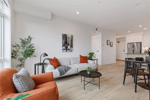 501-1114 Samar Cres, Langford, BC - Indoor Photo Showing Living Room