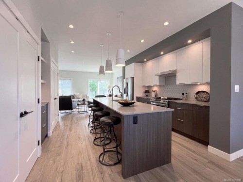 11-2310 Guthrie Rd, Comox, BC 