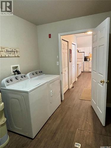66 Eagle View Way, Elk Ridge, SK - Indoor Photo Showing Laundry Room