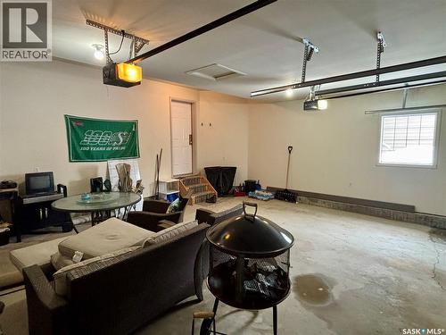66 Eagle View Way, Elk Ridge, SK - Indoor Photo Showing Garage
