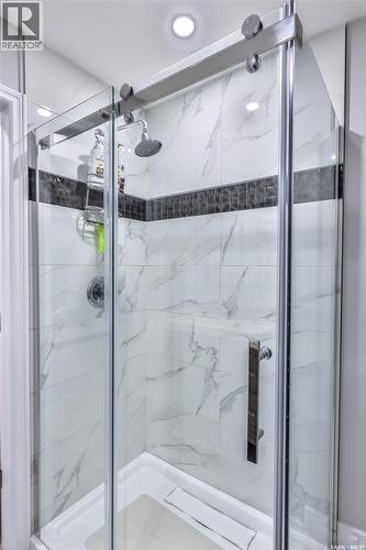 200 Clubhouse Boulevard E, Warman, SK - Indoor Photo Showing Bathroom