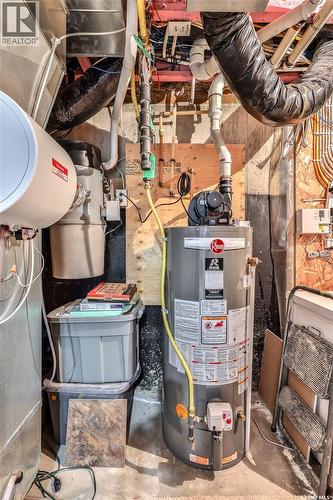 200 Clubhouse Boulevard E, Warman, SK - Indoor Photo Showing Basement