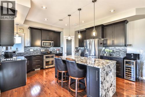 200 Clubhouse Boulevard E, Warman, SK - Indoor Photo Showing Kitchen With Upgraded Kitchen