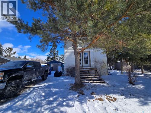 107 Van Horne Street, Windthorst, SK - Outdoor