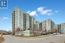 918 - 812 LANSDOWNE AVENUE Toronto, ON M6H 4K3
