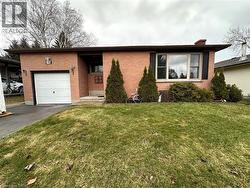 16 WESTDALE Avenue Port Dover, ON N0A 1N4