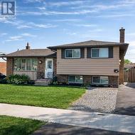 13 MACOOMB DRIVE Welland (N. Welland), ON L3C 5V1