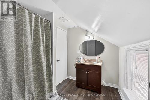 255-257 Earl Street, Kingston (Central City East), ON - Indoor Photo Showing Bathroom