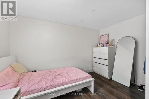 255-257 Earl Street, Kingston (Central City East), ON - Indoor Photo Showing Bedroom