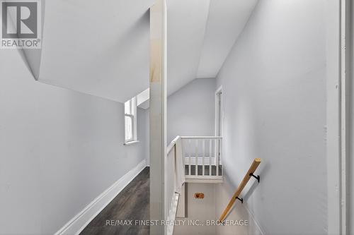 255-257 Earl Street, Kingston (Central City East), ON - Indoor Photo Showing Other Room