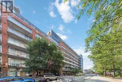 313 - 360 MCLEOD STREET  Ottawa, ON K2P 1A9