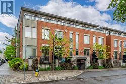 449 EDISON AVENUE  Ottawa, ON K2A 1S5