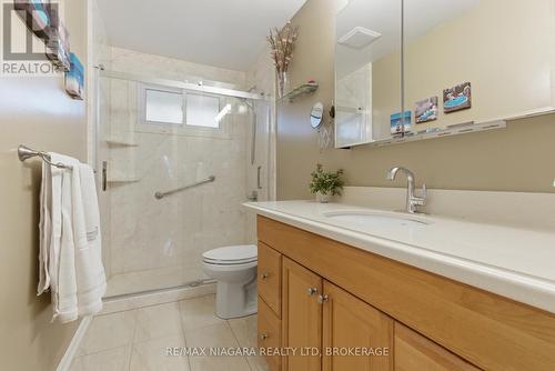 57 Meredith Drive, St. Catharines (Carlton/Bunting), ON - Indoor Photo Showing Bathroom