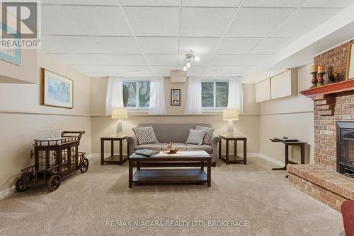 57 Meredith Drive, St. Catharines (Carlton/Bunting), ON - Indoor With Fireplace