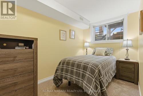 57 Meredith Drive, St. Catharines (Carlton/Bunting), ON - Indoor Photo Showing Bedroom