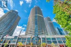 1213 - 208 QUEENS QUAY W Toronto, ON M5J 2Y5
