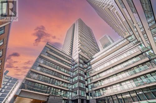 1705 - 117 BROADWAY AVENUE  Toronto, ON M4P 1V3