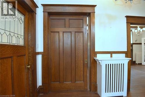 103 Sherman Avenue S, Hamilton, ON - Indoor Photo Showing Other Room