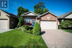 68 BRIDLE PATH Strathroy-Caradoc (Sw), ON N7G 4M1
