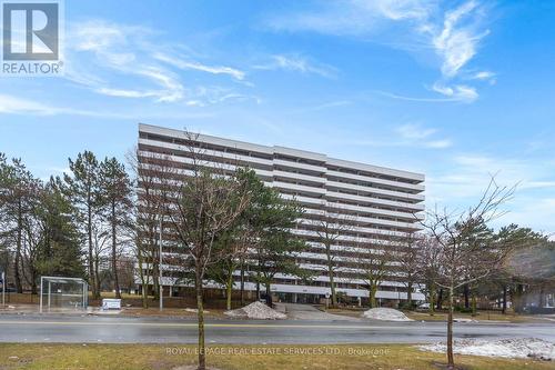 105 - 1 ROYAL ORCHARD BOULEVARD  Markham, ON L3T 3C2