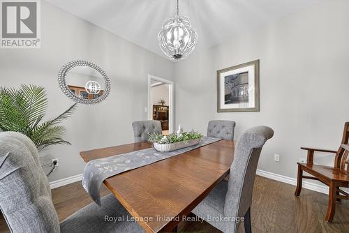 Dining Room or Office - 46 Colin Avenue, Tillsonburg, ON - Indoor Photo Showing Dining Room