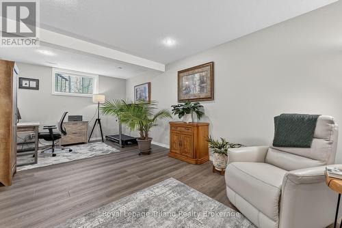 Family Room (L shaped office space) - 46 Colin Avenue, Tillsonburg, ON - Indoor