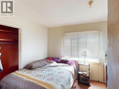 4856 Joyce Ave, Powell River, BC - Indoor Photo Showing Bedroom