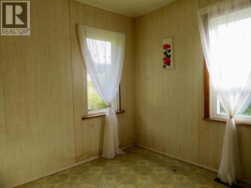 4856 Joyce Ave, Powell River, BC - Indoor Photo Showing Other Room
