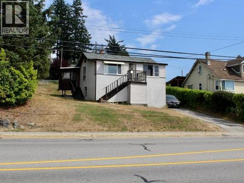 4856 Joyce Ave, Powell River, BC - Outdoor