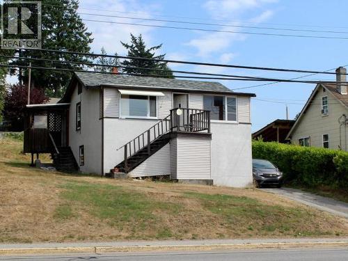 4856 Joyce Ave, Powell River, BC - Outdoor