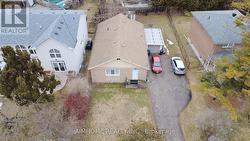 271 ROUGE HILLS DRIVE Toronto, ON M1C 2Z2