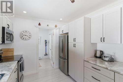67 Jr Smallwood Boulevard, Gambo, NL - Indoor Photo Showing Kitchen