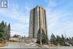 806 - 545 ST LAURENT BOULEVARD  Ottawa, ON K1K 4H9