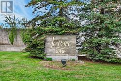 806 - 545 ST LAURENT BOULEVARD  Ottawa, ON K1K 4H9