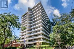 1005 - 190 ST GEORGE STREET  Toronto, ON M5R 2N4