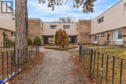 19 - 435 SILVERSTONE DRIVE Toronto, ON M9V 3K7
