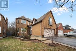 4516 GULLFOOT CIRCLE  Mississauga, ON L4Z 2J8