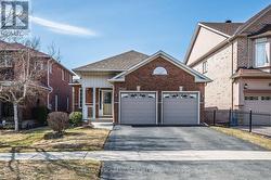2546 NICHOLS DRIVE Oakville, ON L6H 7L3