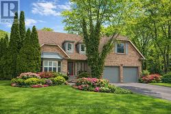 1100 OAKERY WOODS PLACE Oakville, ON L6M 2C1