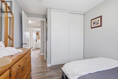 44 - 159 Deveron Crescent, London South (South T), ON - Indoor Photo Showing Bedroom
